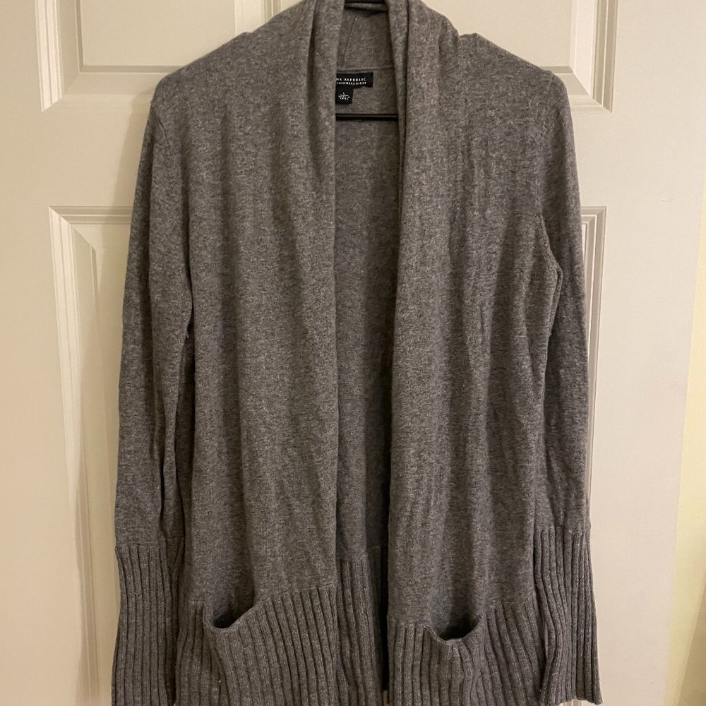 Banana Republic Women's L Cashmere Blend Gray Cardigan